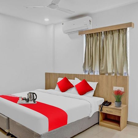 Oyo Flagship Hotel Bluemoon Warangal Exterior foto